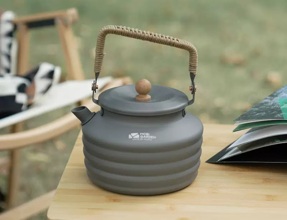 Чайник походный черный матовый