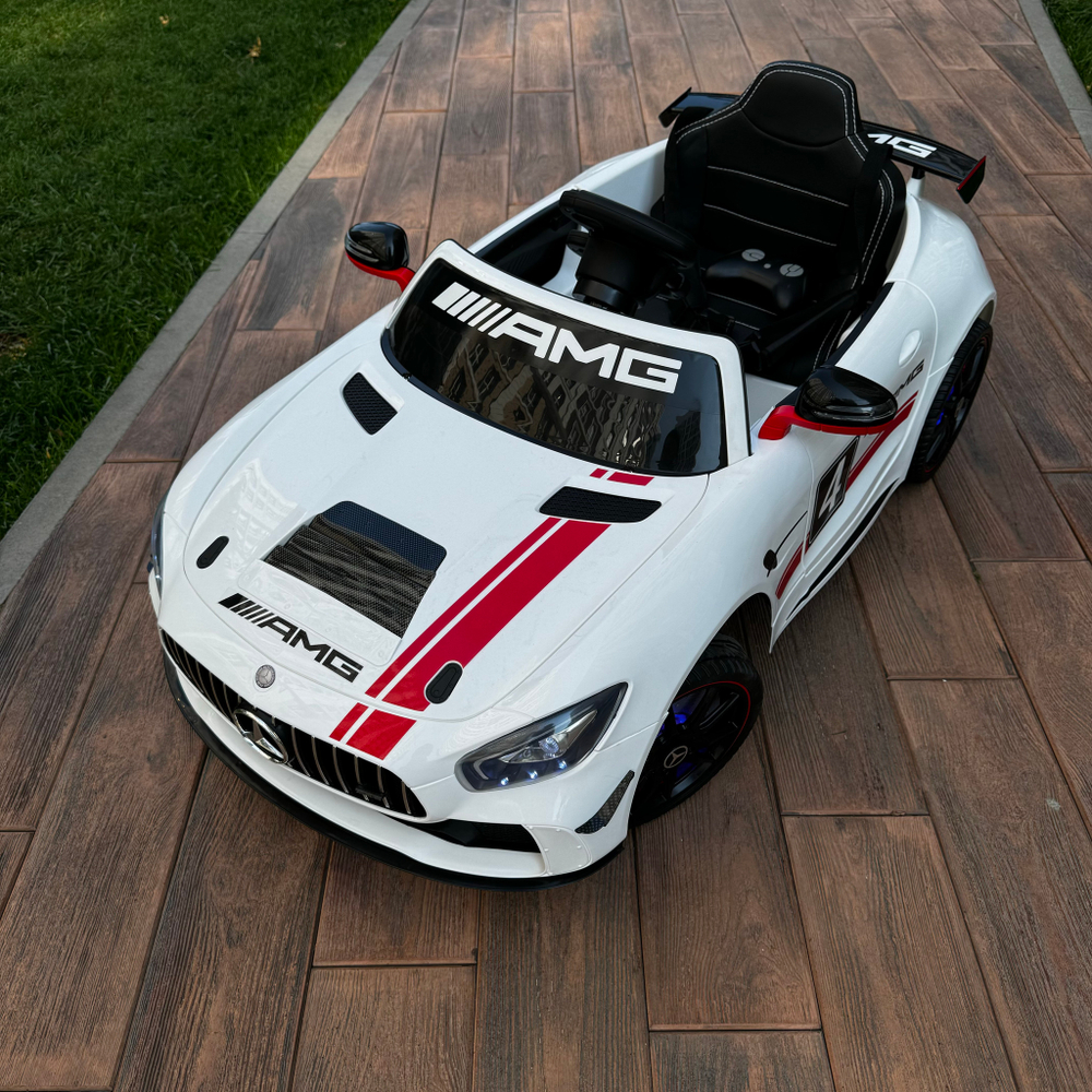Дитячий електромобіль суперкар Mercedes AMG "WeKids Cars"