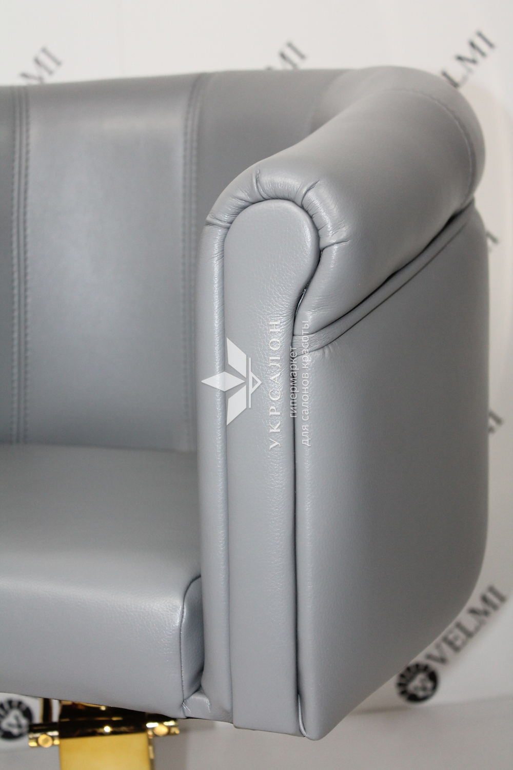 Парикмахерское кресло Reflection Gold