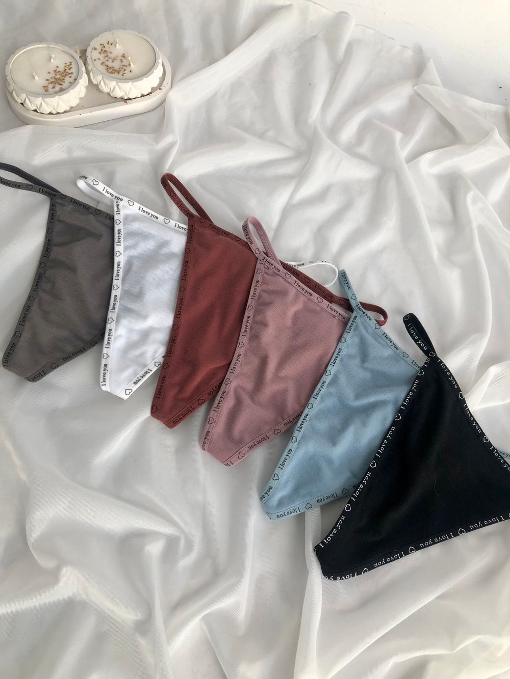 Стрінги на тонкій резині