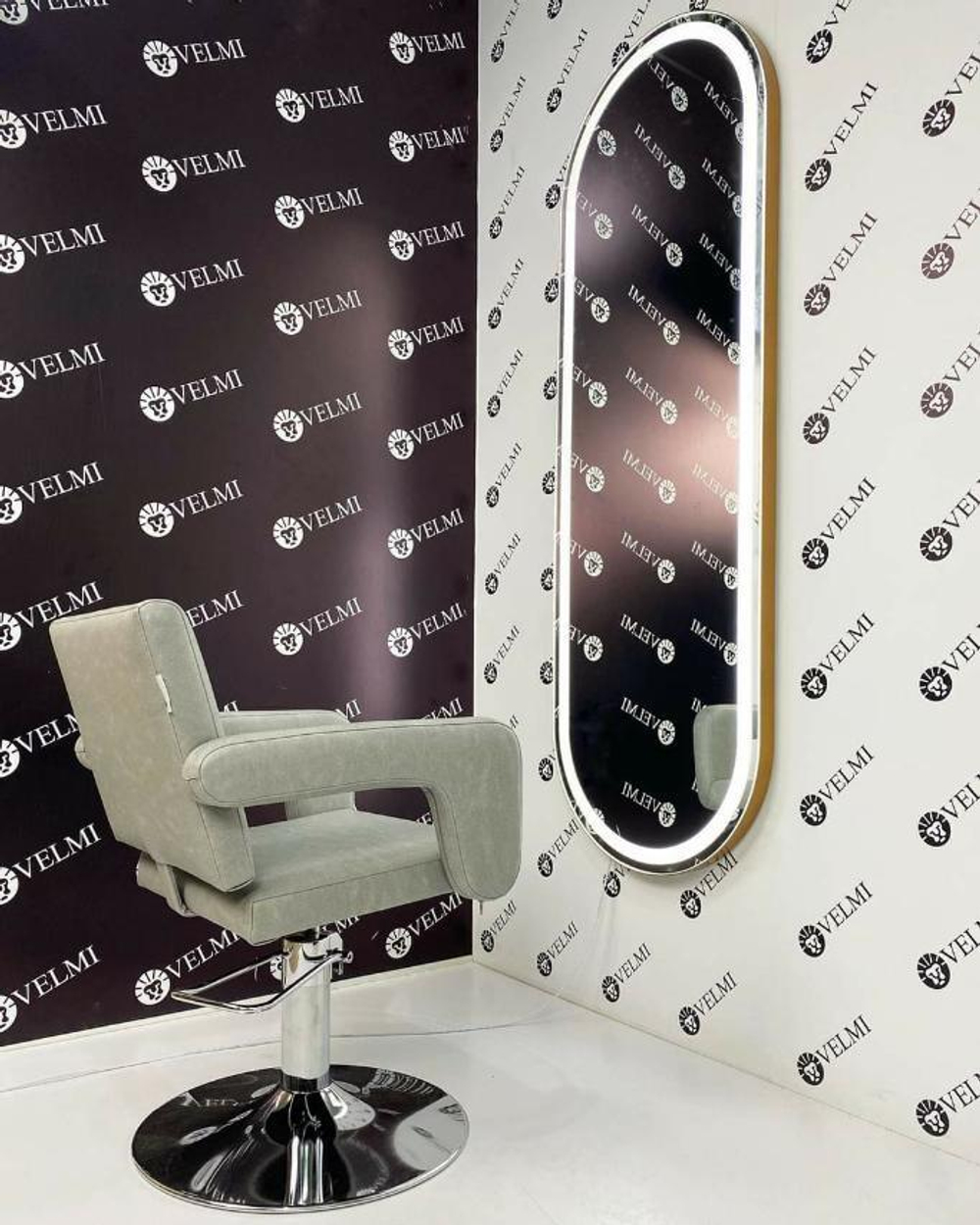 Рабочее место парикмахера Chariol