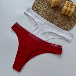 Стрінги з мінімалістичним написом