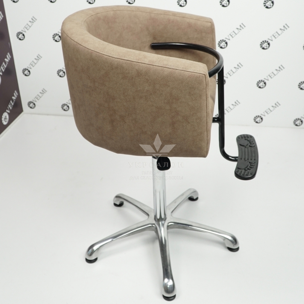 Детское парикмахерское кресло Kinder