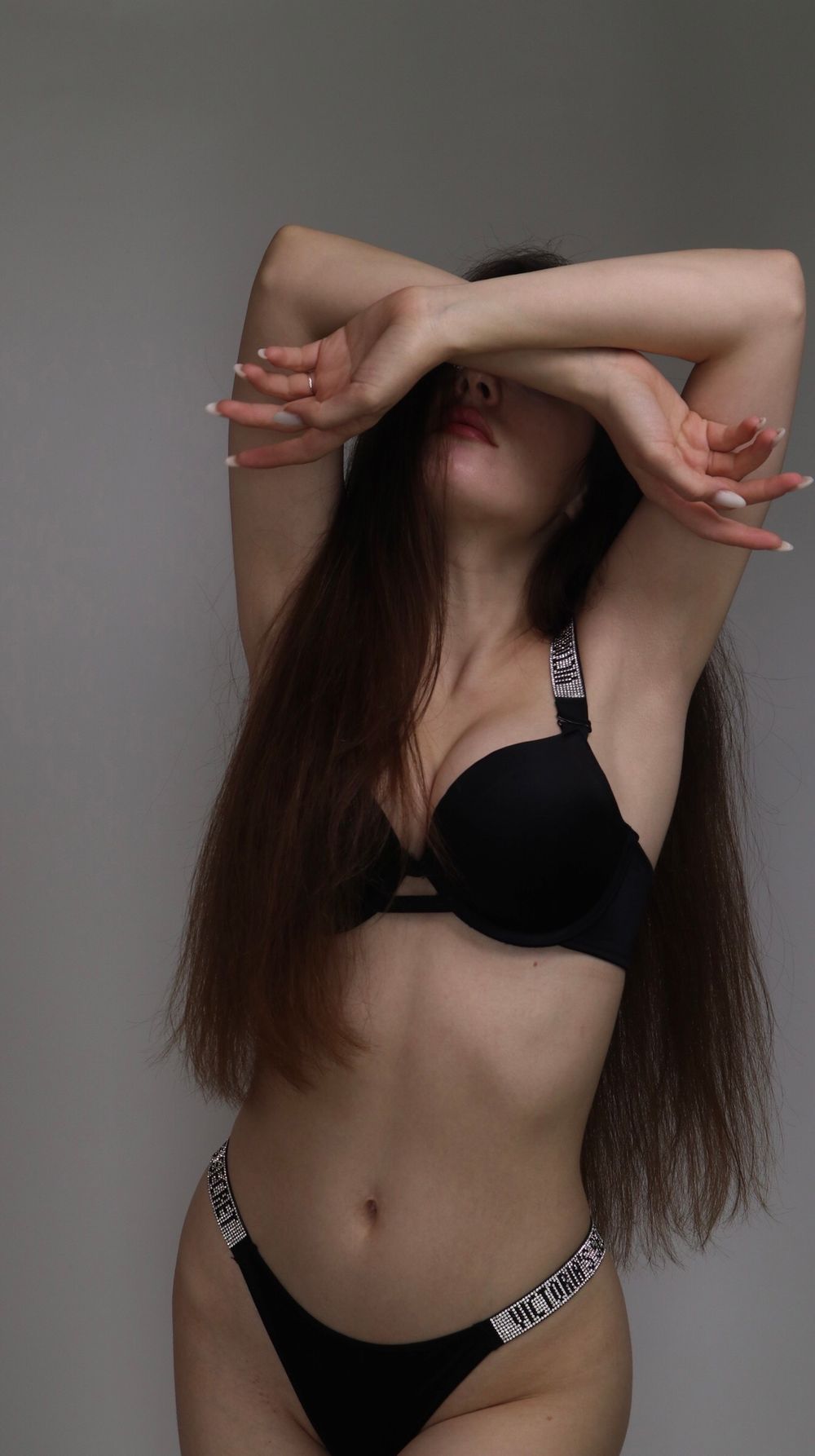 Комплект зі стразами Вікторія Сікрет