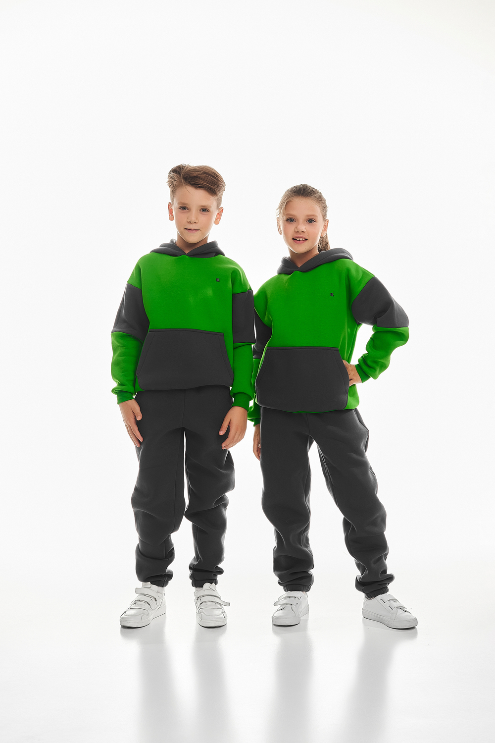Дитячий спортивний утеплений костюм Kindamor Active Heat Grey/Green, фліс для дівчинки