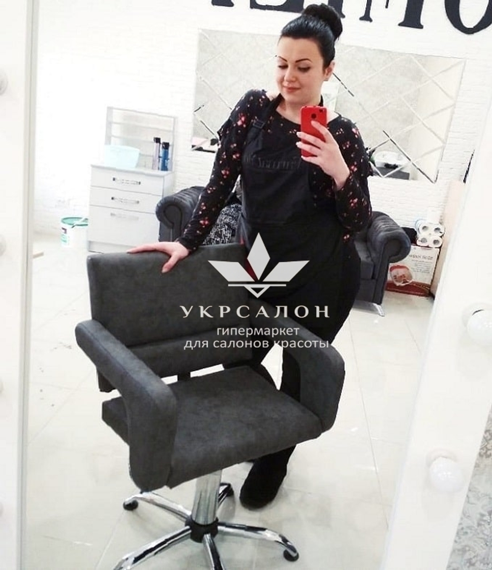 Парикмахерское кресло Flamingo 2