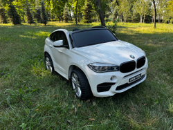 Дитячий двомісний електромобіль джип BMW X6M "WeKids Cars"