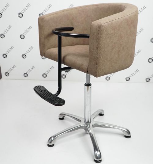 Детское парикмахерское кресло Kid Styling Chair