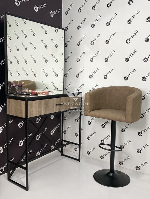 Робоче місце перукаря Vivien