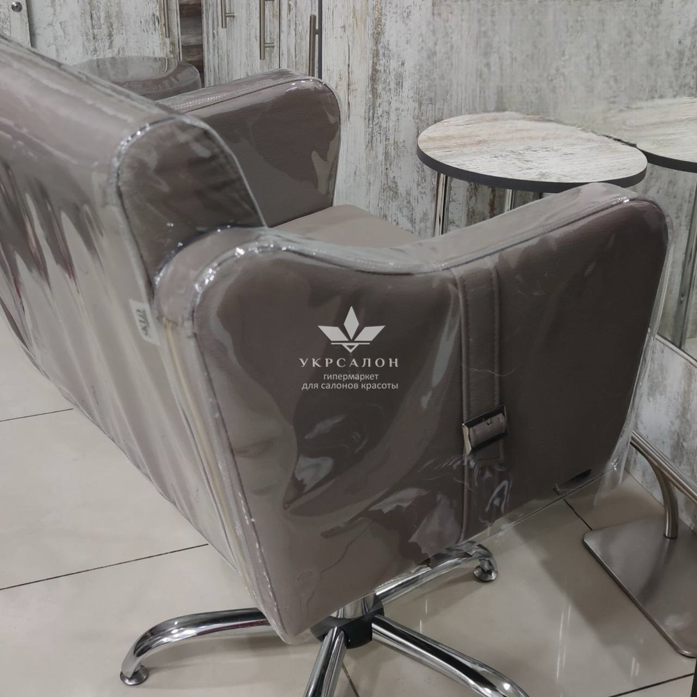 Захисний чохол для перукарського крісла Sorento