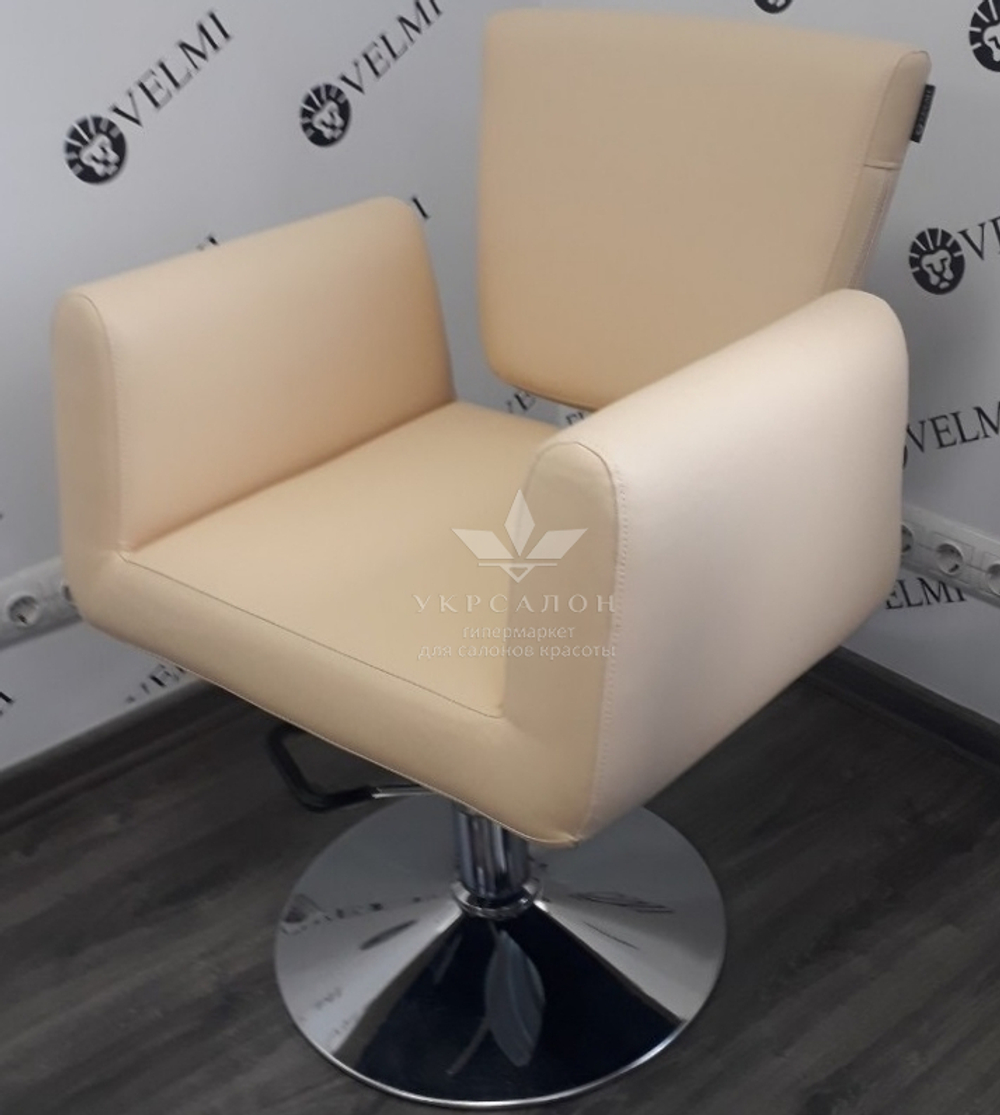 Перукарське крісло Orlando