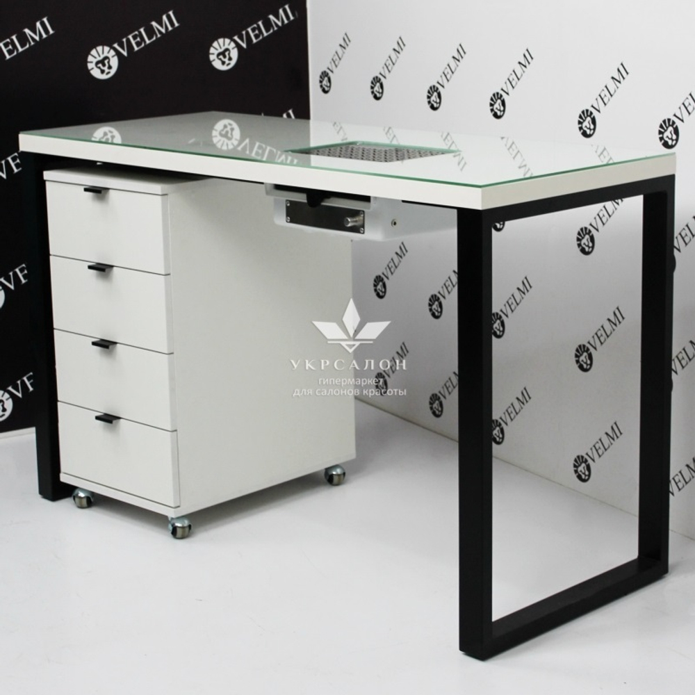 Манікюрний стіл Alaska