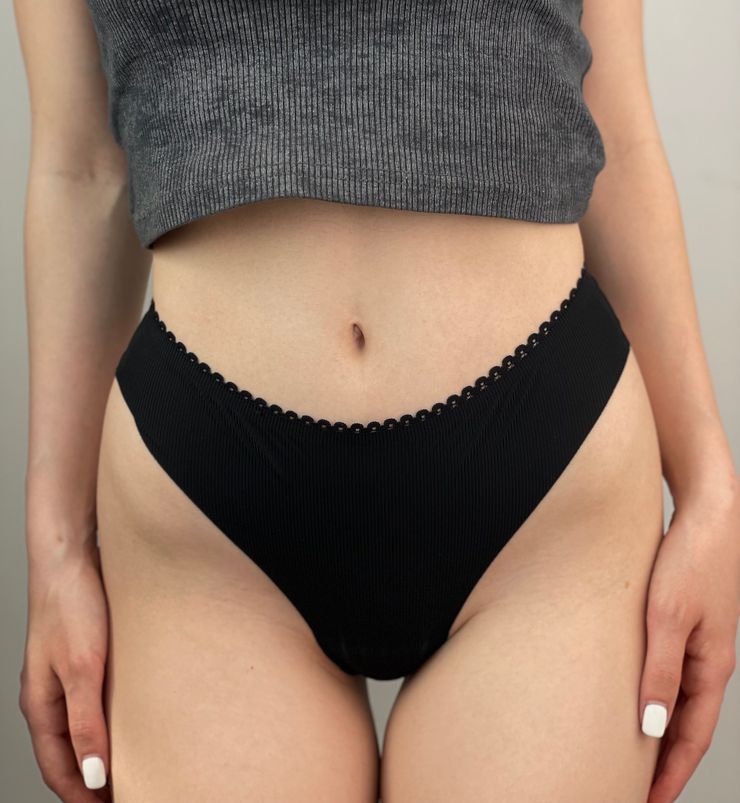 Базові безшовні стрінги