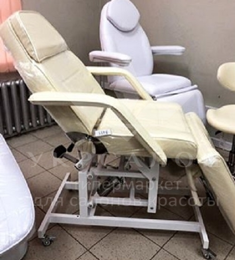 Кушетка косметологическая 233 бежевая