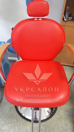 Перукарське крісло 335