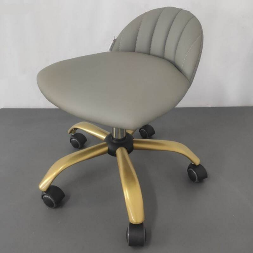 Педикюрное кресло с подставкой Tertio, тележкой, стульчиком и подставкой для сумки