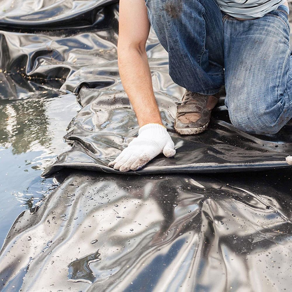 Плёнка чёрная, 70мкм, 3м/100м. полиэтиленовая (для мульчирования, строительная).