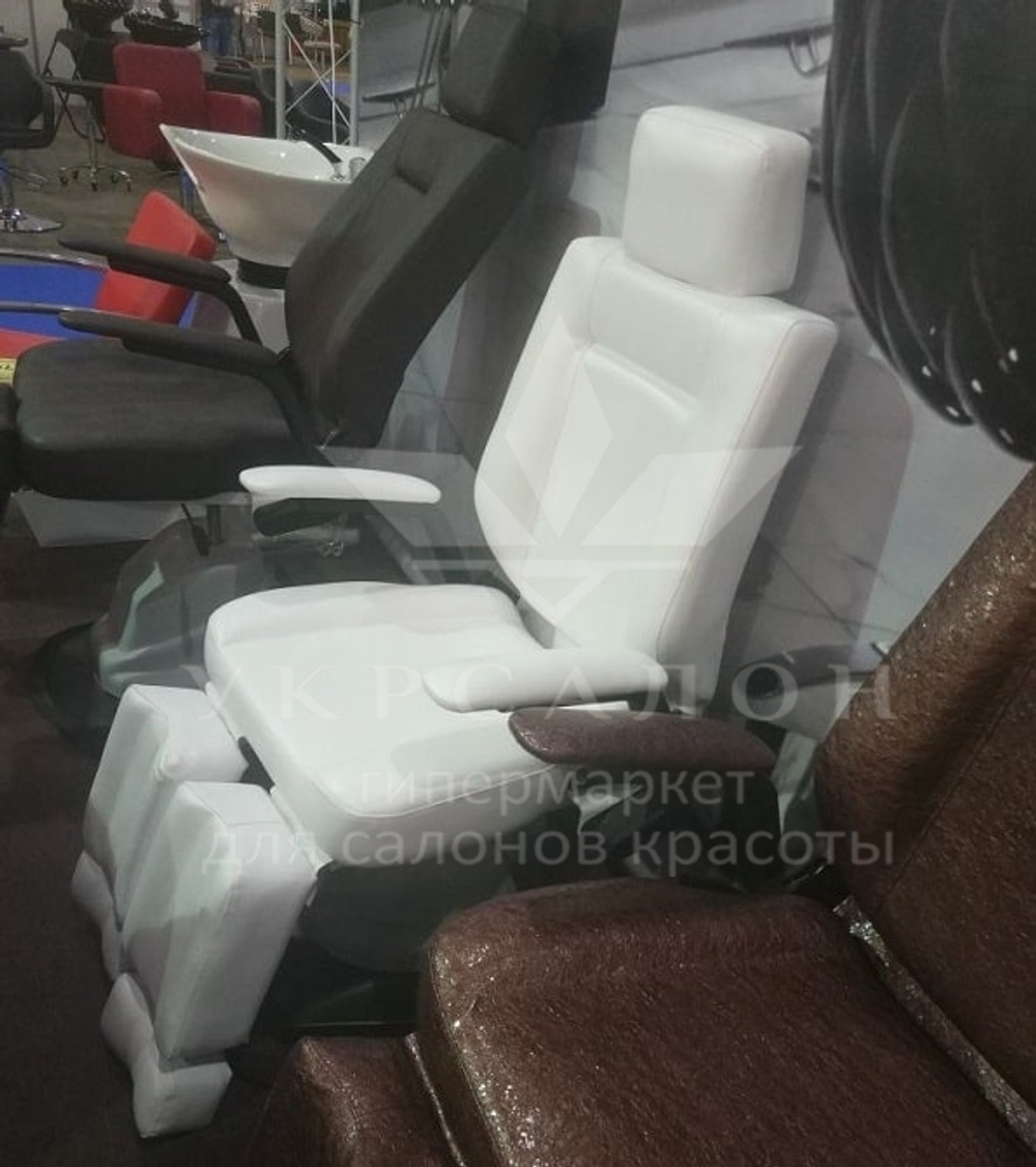 Педикюрное кресло 88101