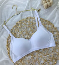 Бюстгальтер с перфорацією