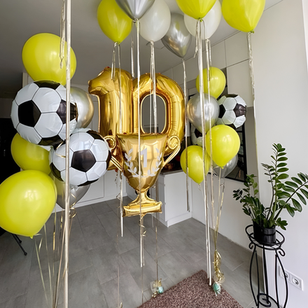 Шарики футбольные на день рождения с цифрами