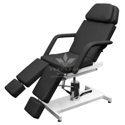 Педикюрно-косметологічне крісло 235
