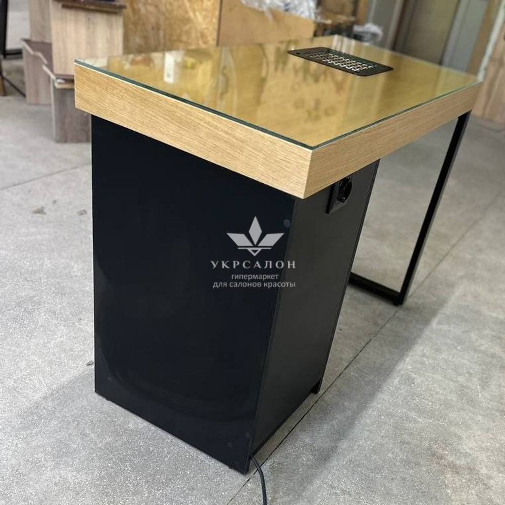 Маникюрный стол Mark Premium-03
