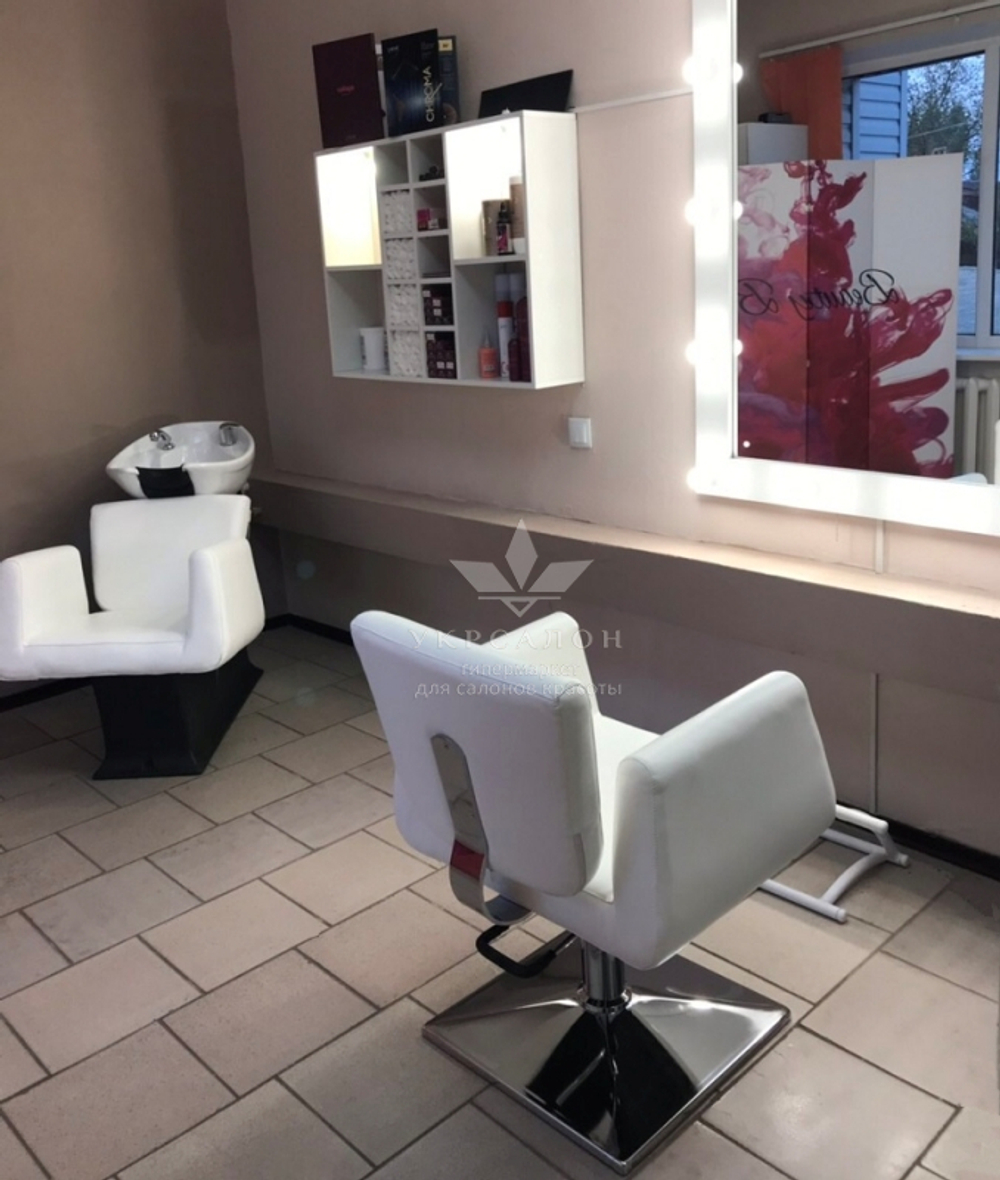 Перукарське крісло Orlando