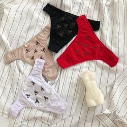 Трусики з ніжним візерунком