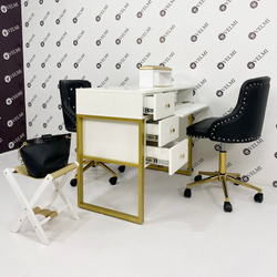 Манікюрний стіл Linda