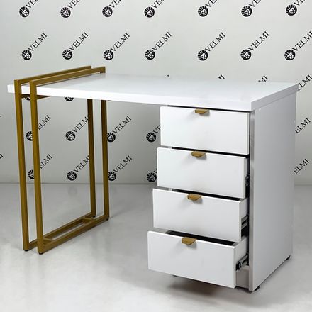 Манікюрний стіл Melisa