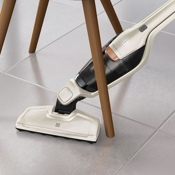 Акумуляторний пилосос Electrolux EERC73SW