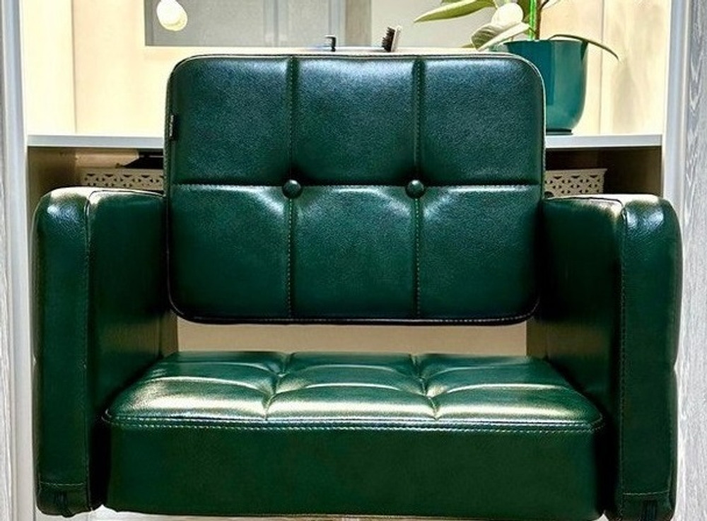 Крісло перукарське Beatrice