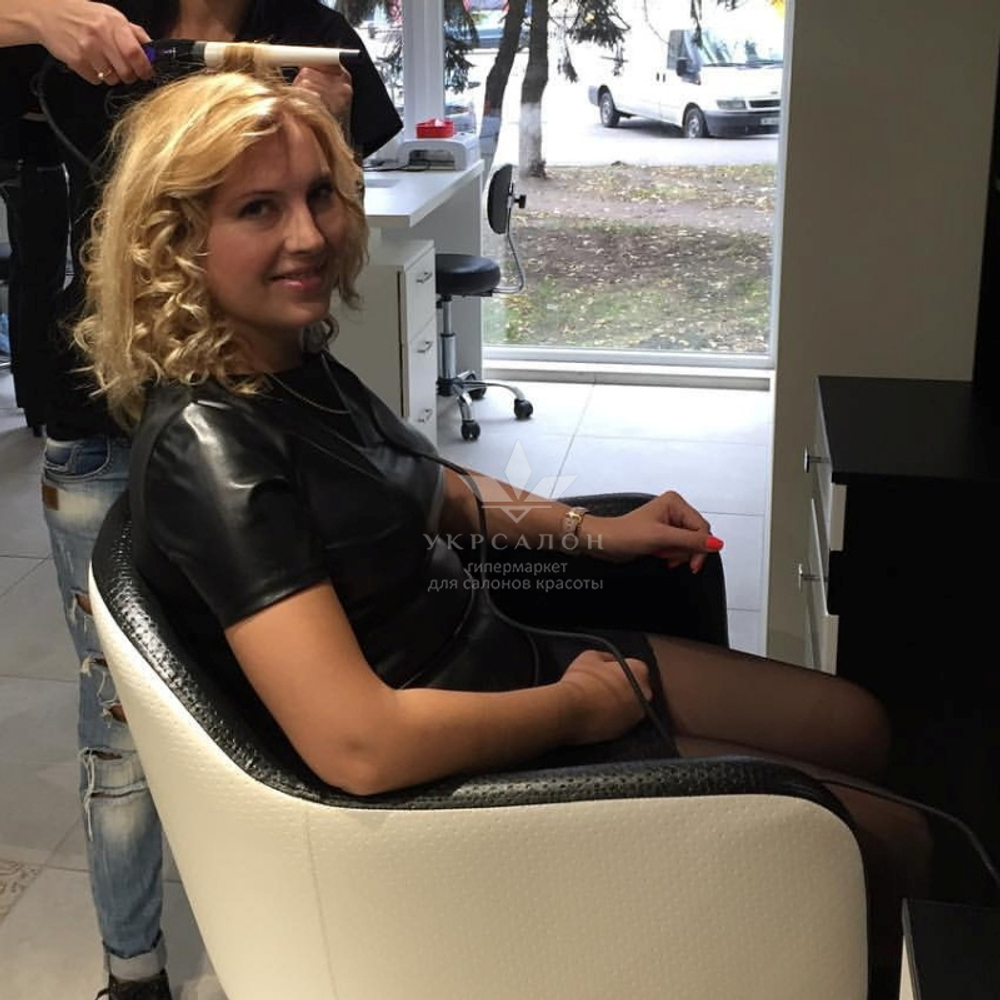 Перукарське крісло ERICA