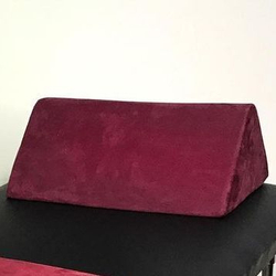 Подушка под колени клиента для наращивания ресниц