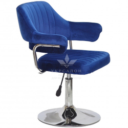 Стульчик мастера Jef Velor на диске