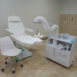 Профессиональная вытяжка для педикюра Universal