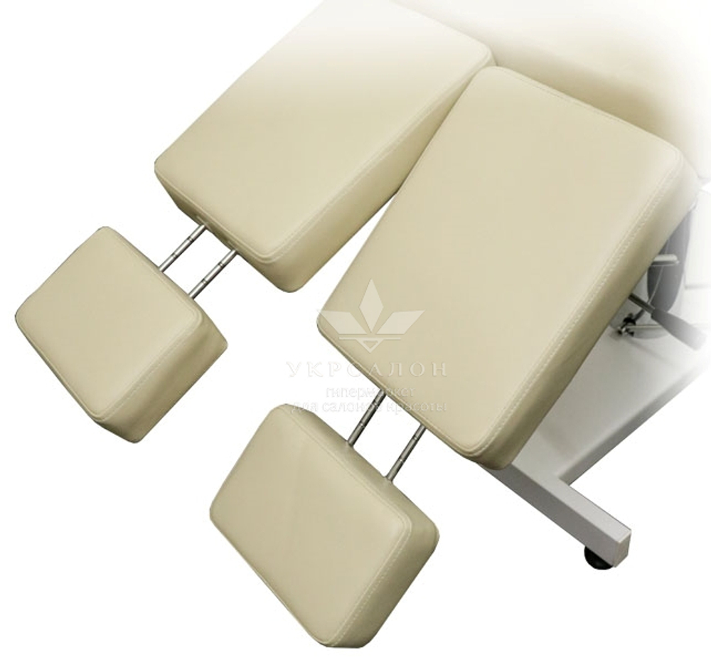 Педикюрно-косметологічне крісло 235