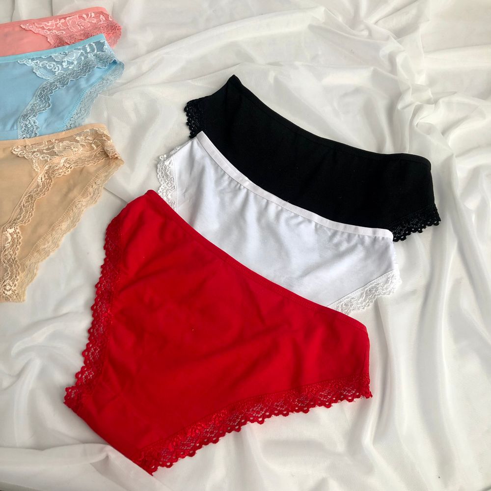 Гладенькі сліпи з мереживною вставкою