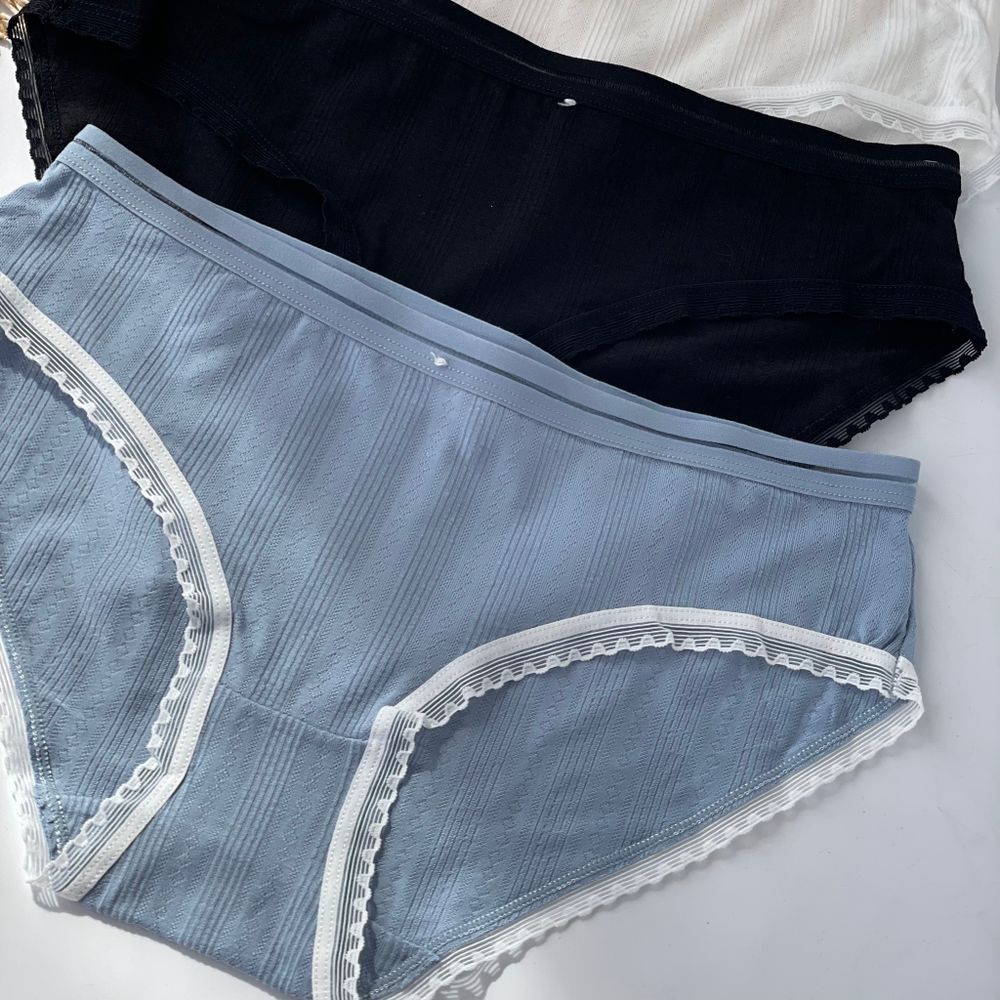 Сліпи з широкою напівпрозорою резинкою