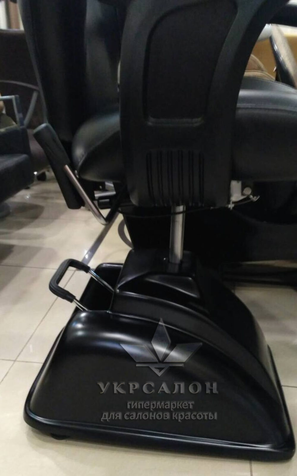 Перукарське крісло Barber ZD-311