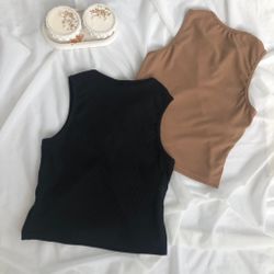 Комбінований топ з вирізом