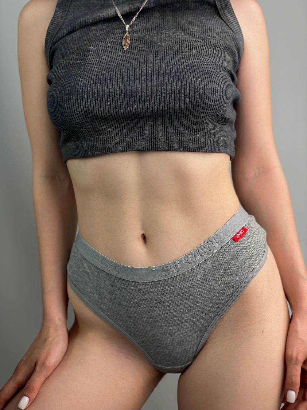 Спортивні стрінги на широкій резинці