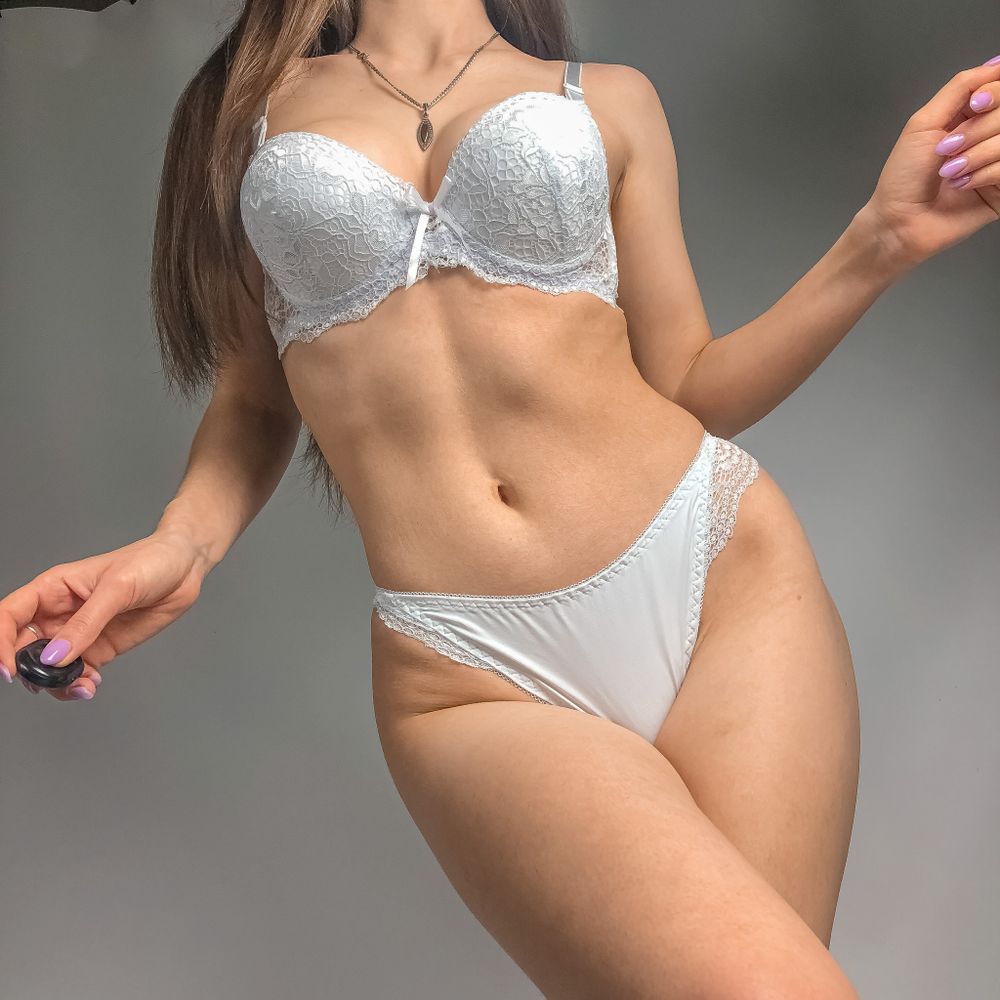 Полуажурный комплект с чашкой push up