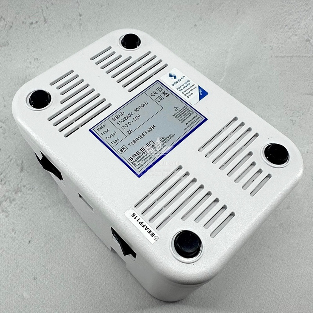 Фрезер для манікюру та педикюру Saeshin Brillian B350D/H350, ручка біла