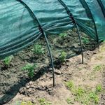 Парник из затеняющей сетки 60% (длинна-8м, ширина-120см, высота-80см,).