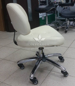 Стульчик мастера педикюра Comfort