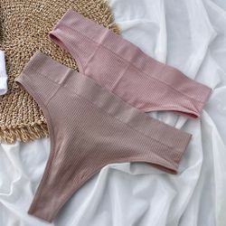 Стрінги в рубчик