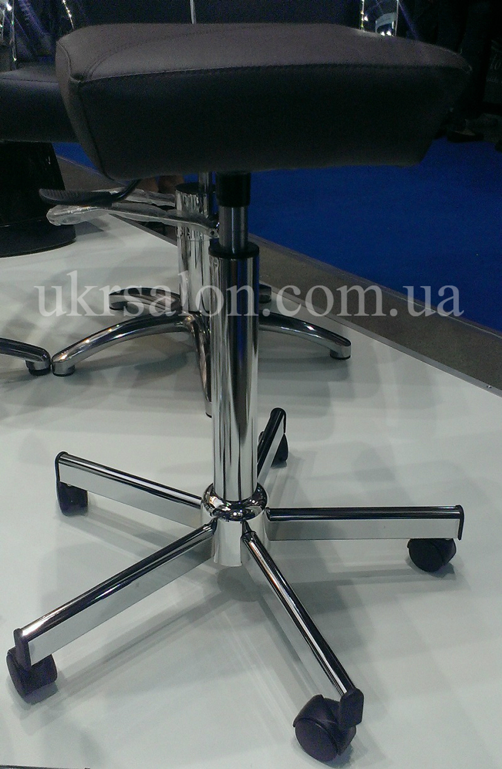 Стільчик майстра BON BON