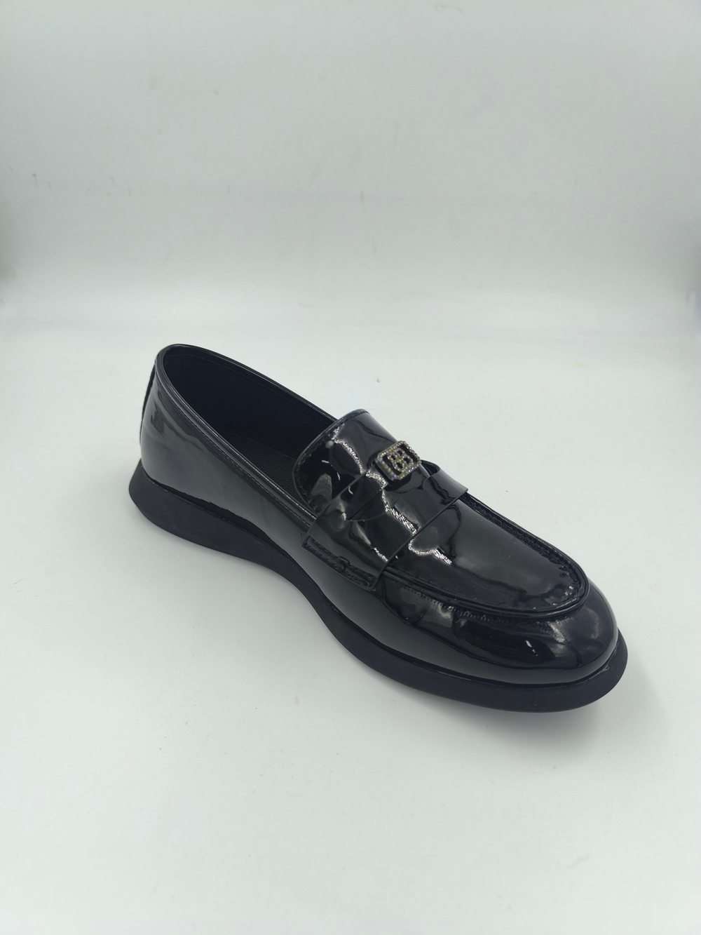 Лакированные женские лоферы из искусственной кожи / размеры 35-40