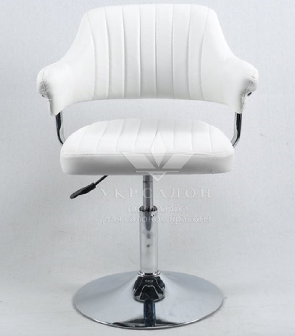 Стульчик мастера Jef на диске